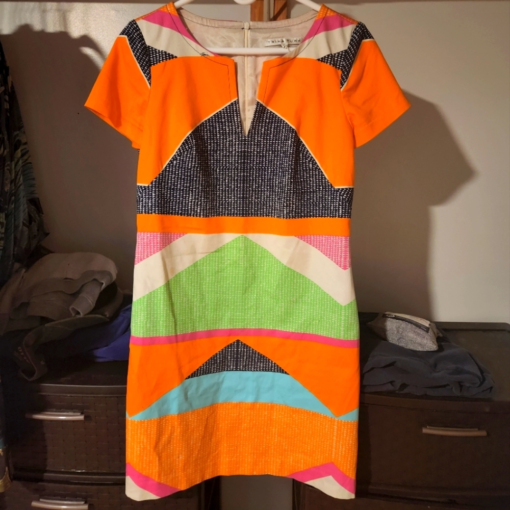 Trina Turk Vibrant Shift Dress - 6 - NWOT